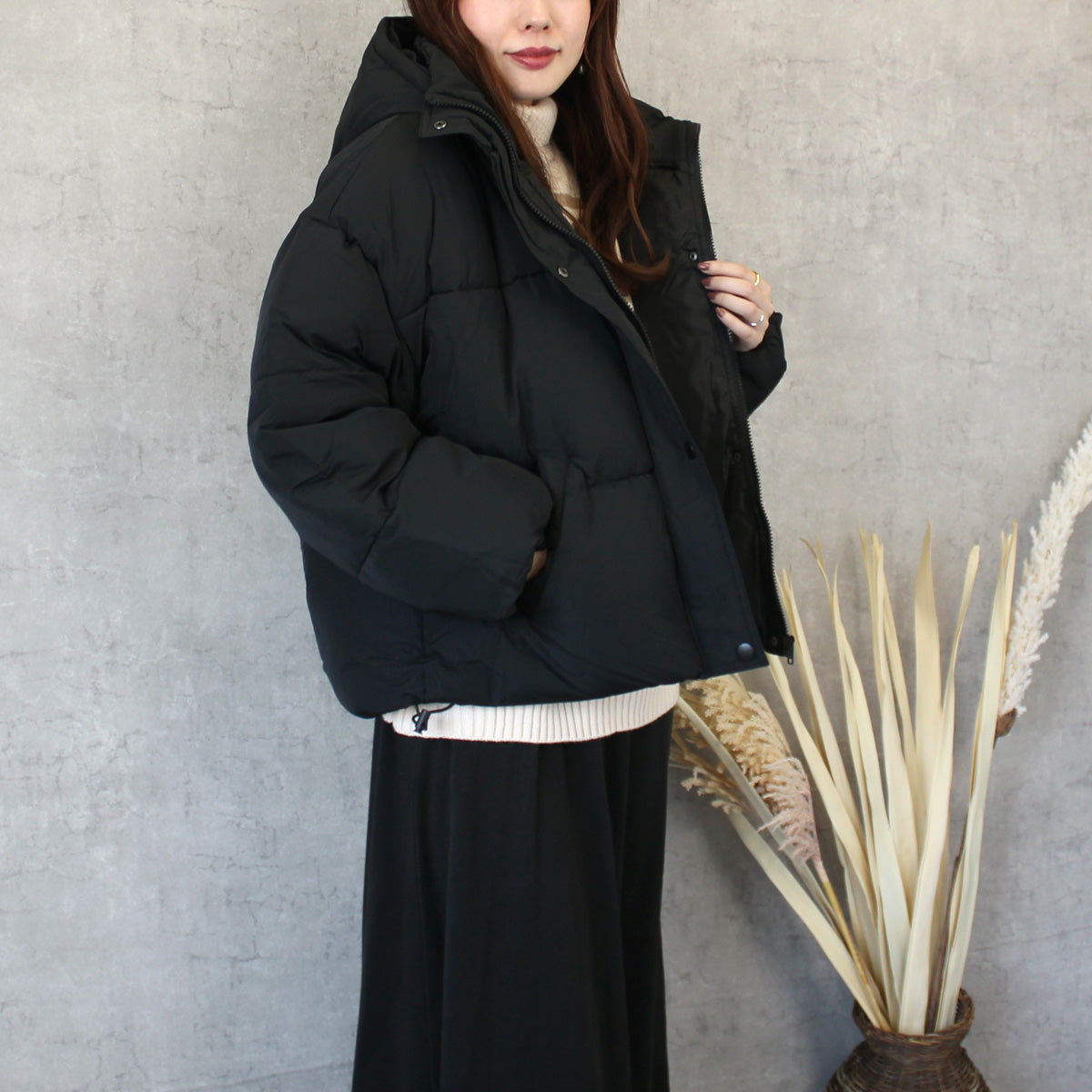 スタンドフードフェイクダウンコート