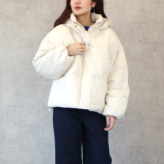 スタンドフードフェイクダウンコート