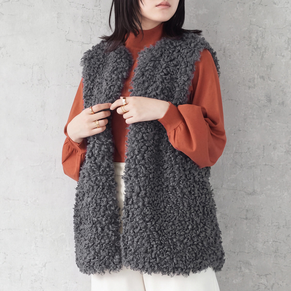 ポケット付きプードルファーベスト