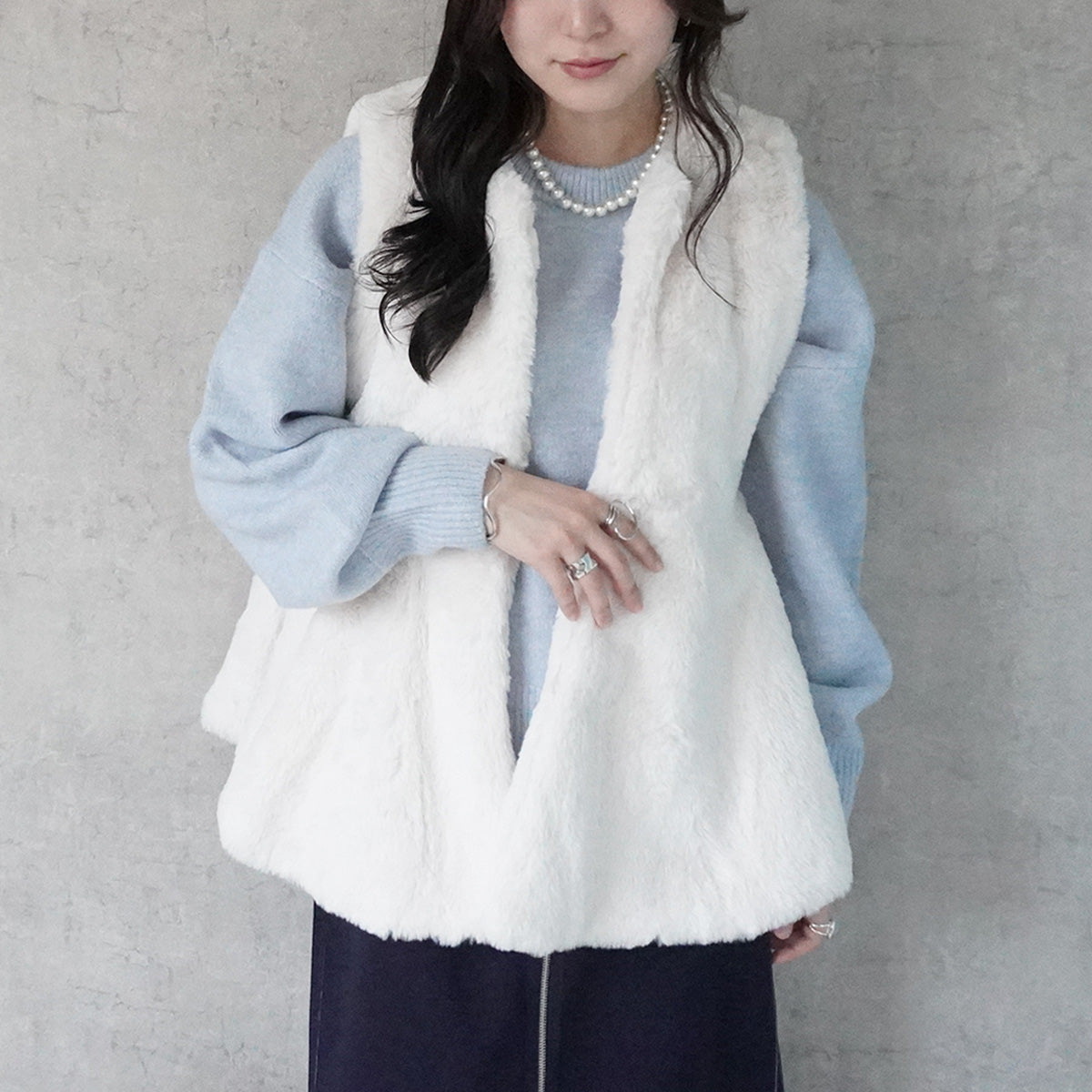 bibiyファーベスト　White リボン リボン付き ふわふわ ファー ベスト le reve vaniller 全2色 ｜lvn241