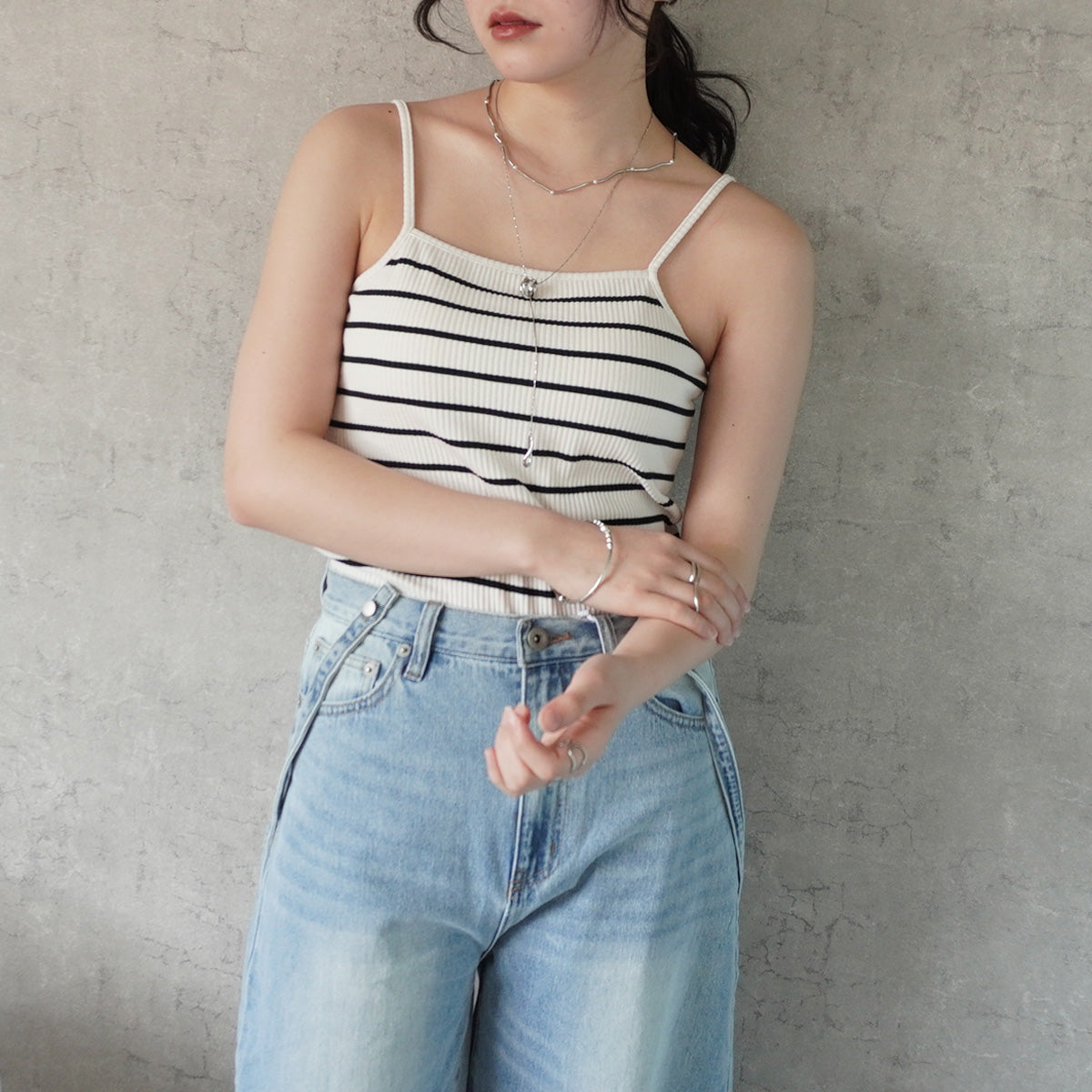 カップ付きテレコリブスクエアキャミソール