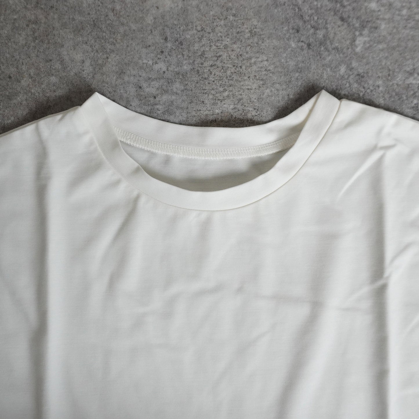 シルクタッチ接触冷感異素材ペプラムTシャツ
