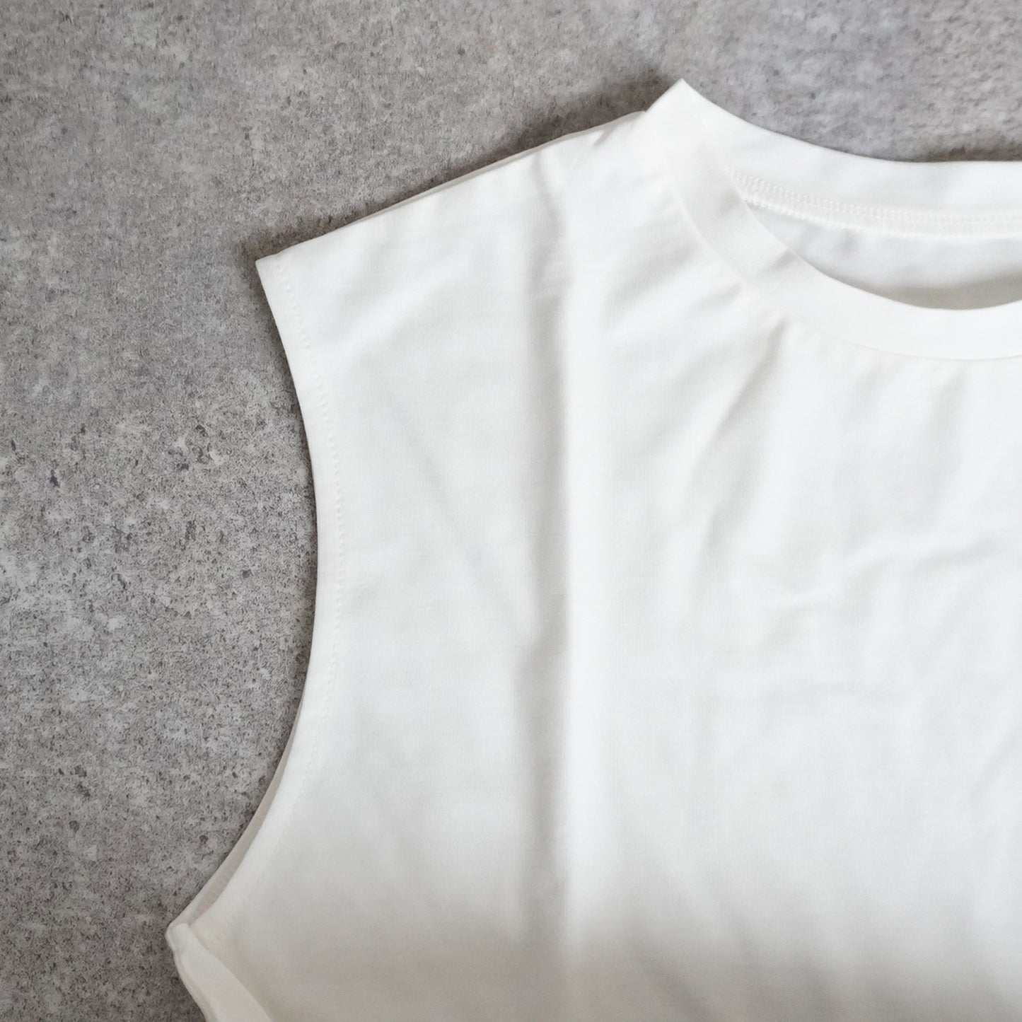 シルクタッチ接触冷感異素材ペプラムTシャツ