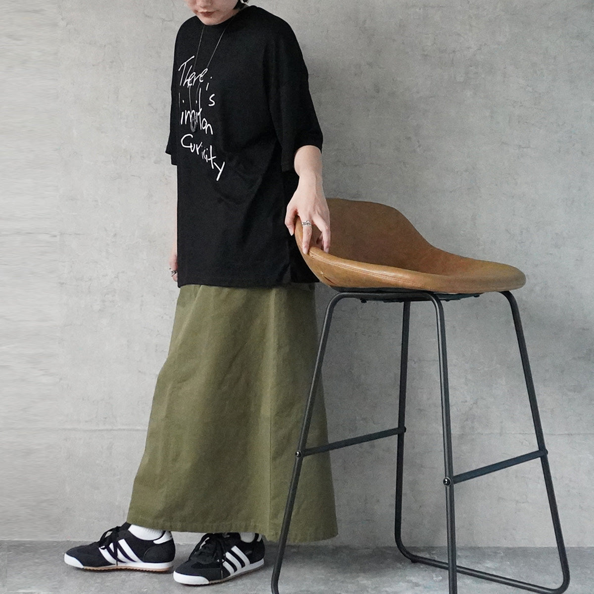 シアー刺繍ロゴ半袖Tシャツ