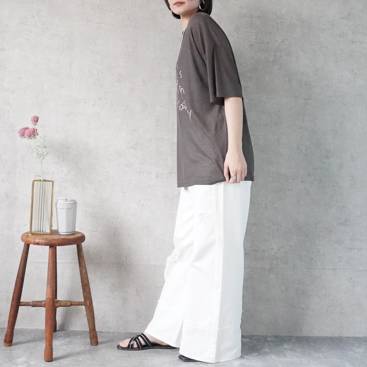 シアー刺繍ロゴ半袖Tシャツ