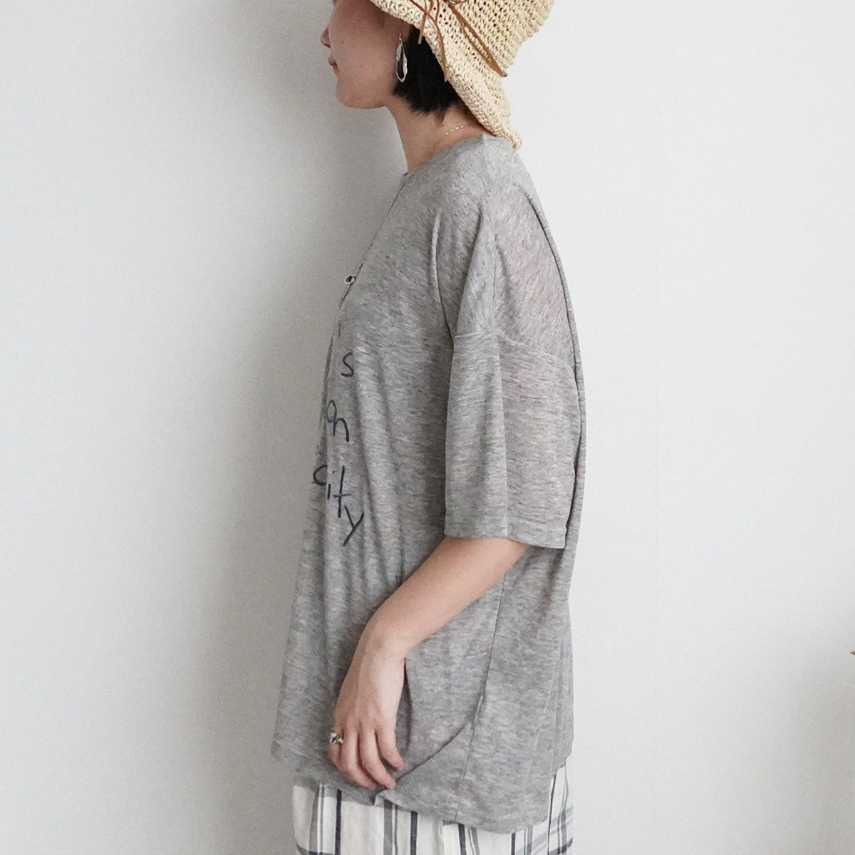 シアー刺繍ロゴ半袖Tシャツ