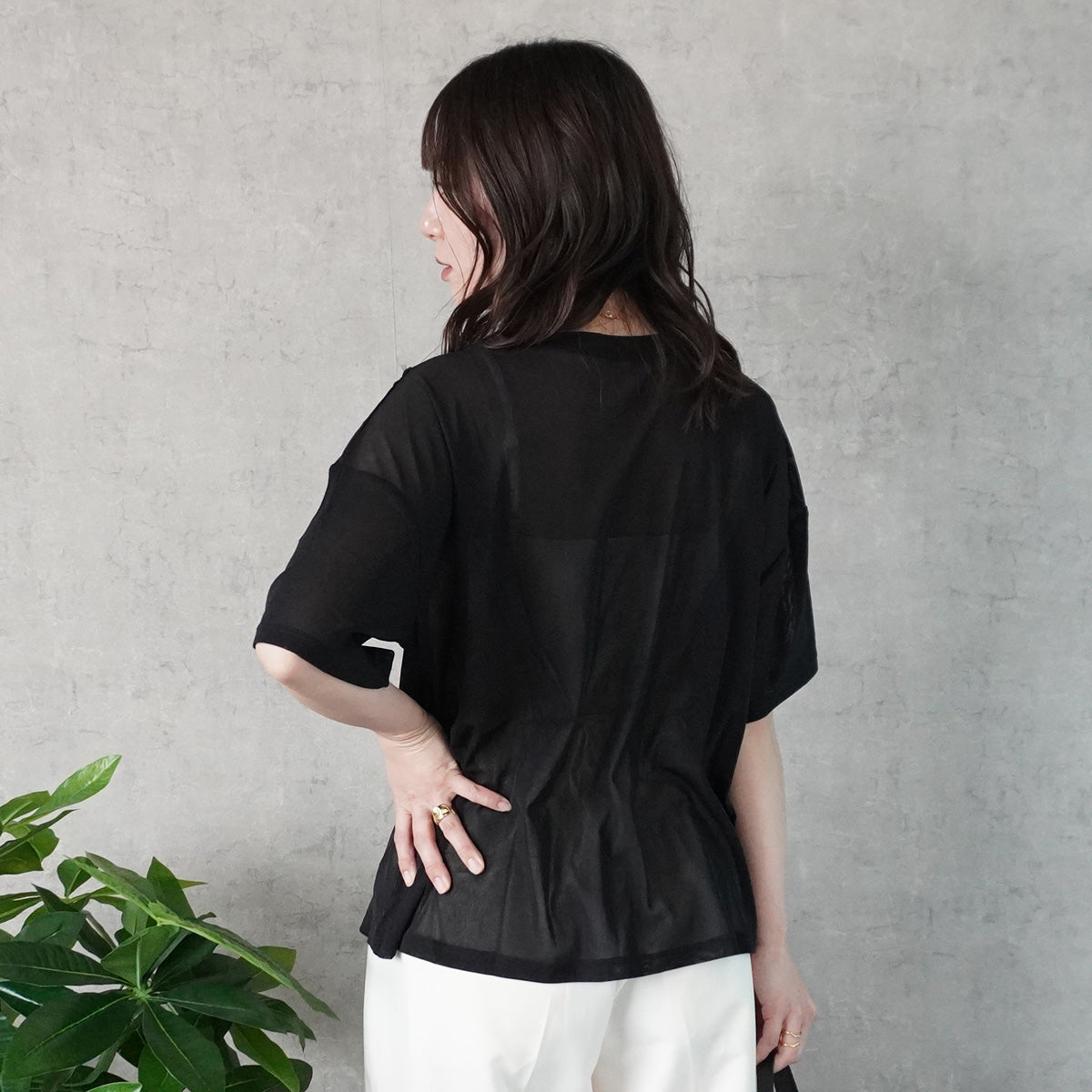 コードフラワーシアーニットTシャツ