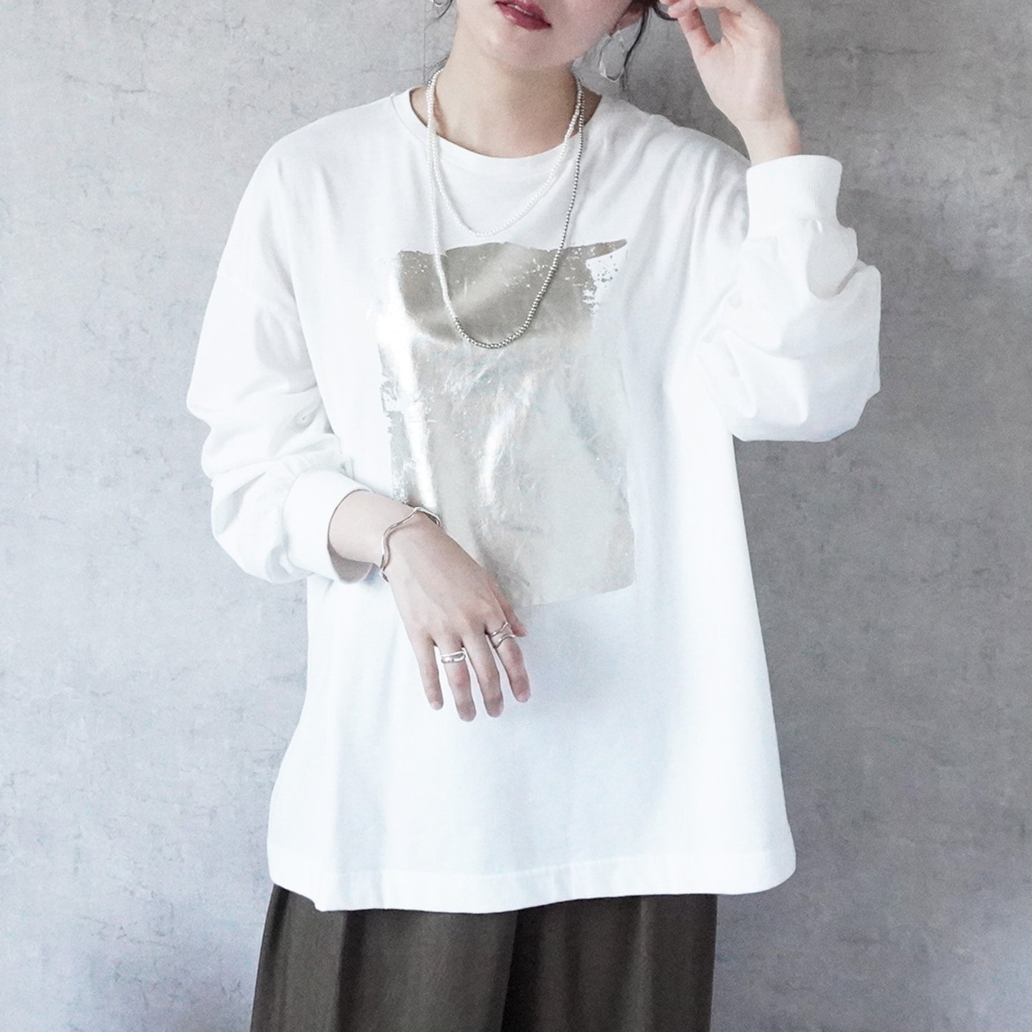 【先行予約】箔プリント長袖Tシャツ