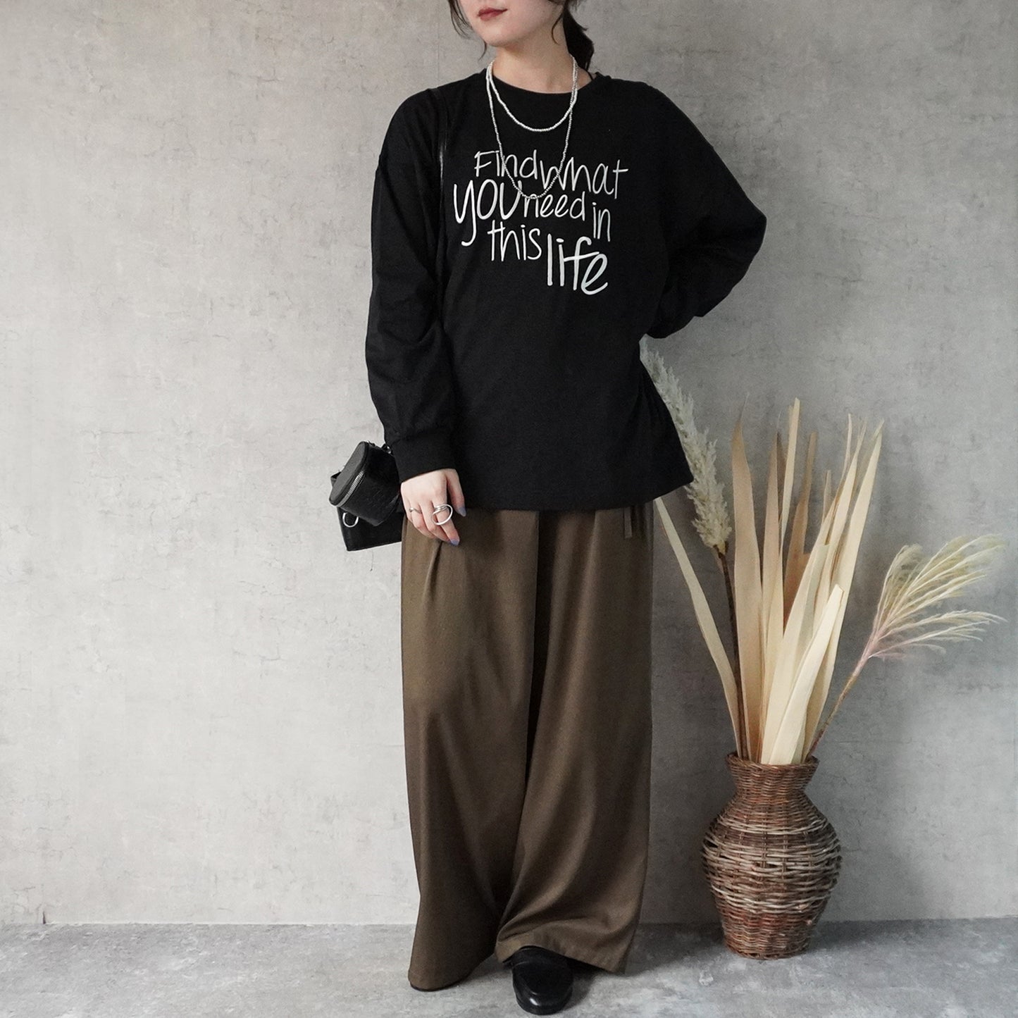 手書き風ロゴ刺繍 BIGTシャツ