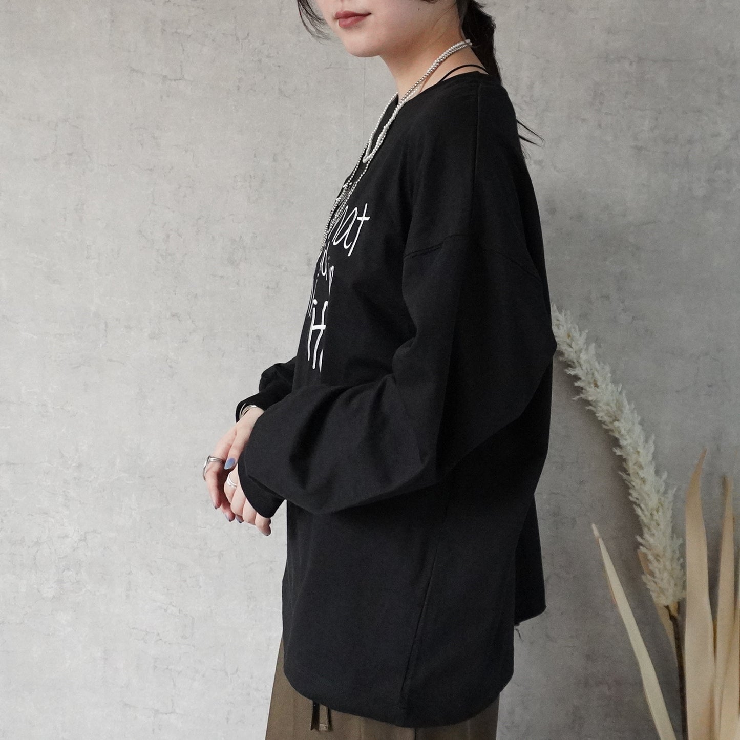 手書き風ロゴ刺繍 BIGTシャツ