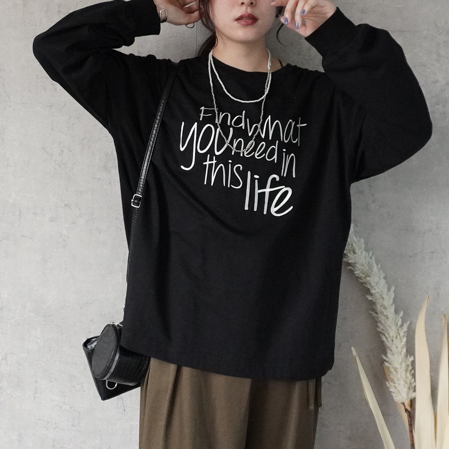 手書き風ロゴ刺繍 BIGTシャツ