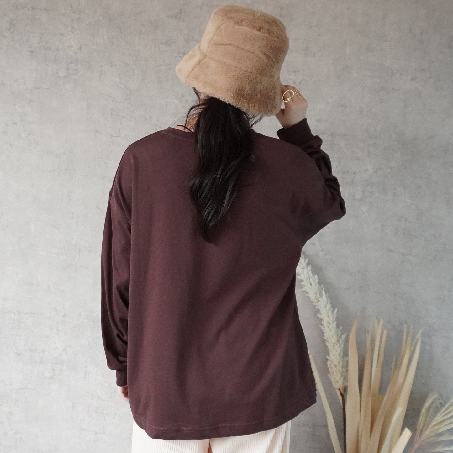 手書き風ロゴ刺繍 BIGTシャツ