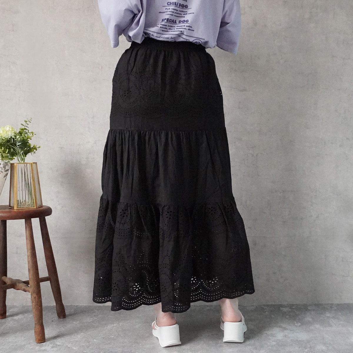 カットワークスカラップ刺繍ロングスカート