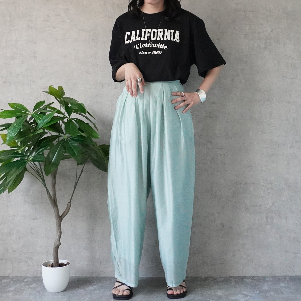 カレッジロゴTシャツ