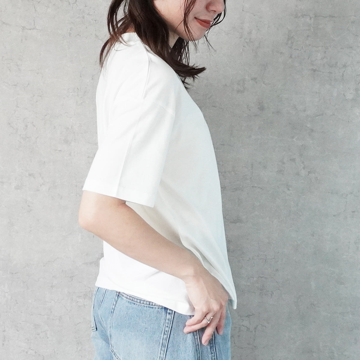 刺繍ロゴポケットTシャツ