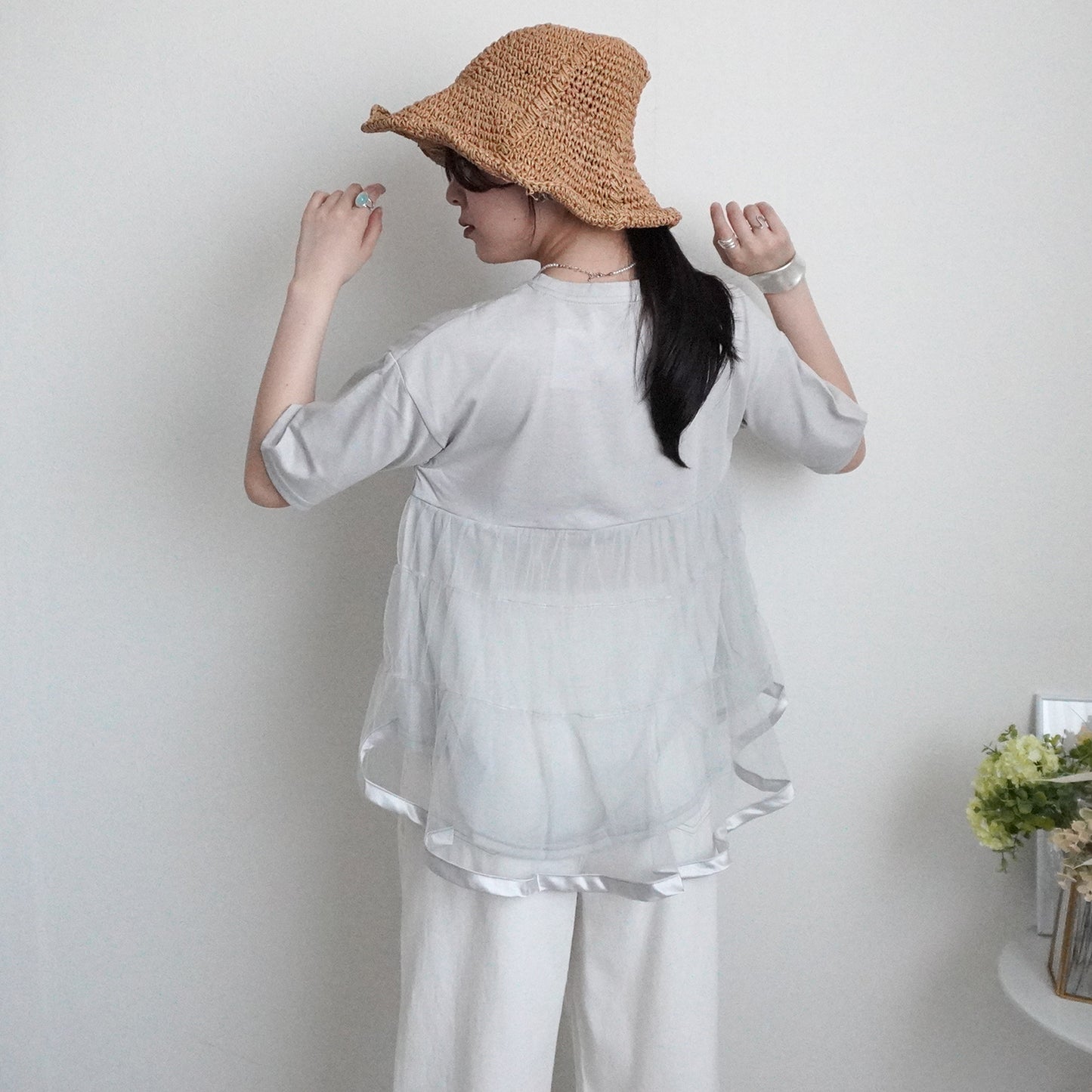 バックティアードチュールTシャツ