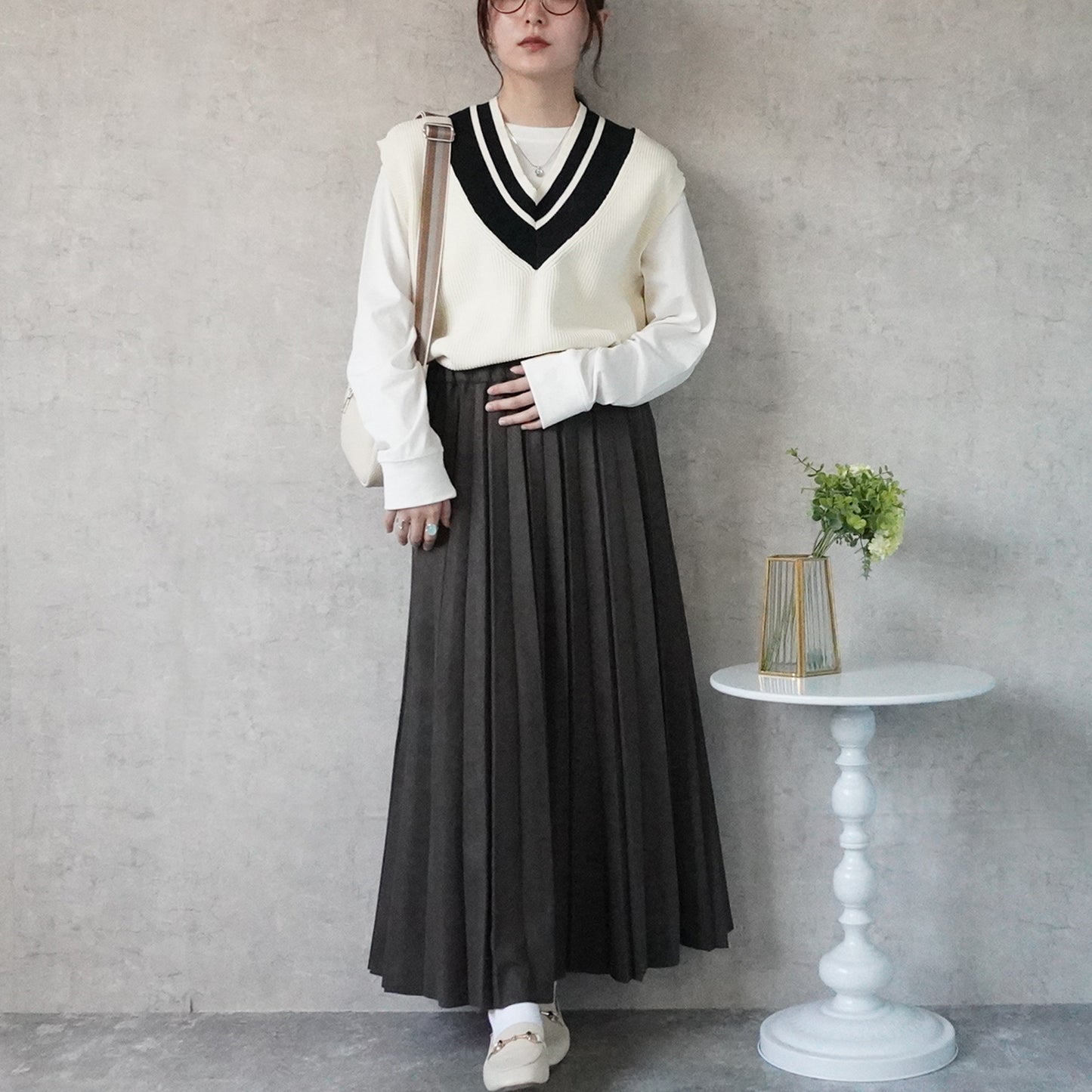スエード立体プリーツスカート