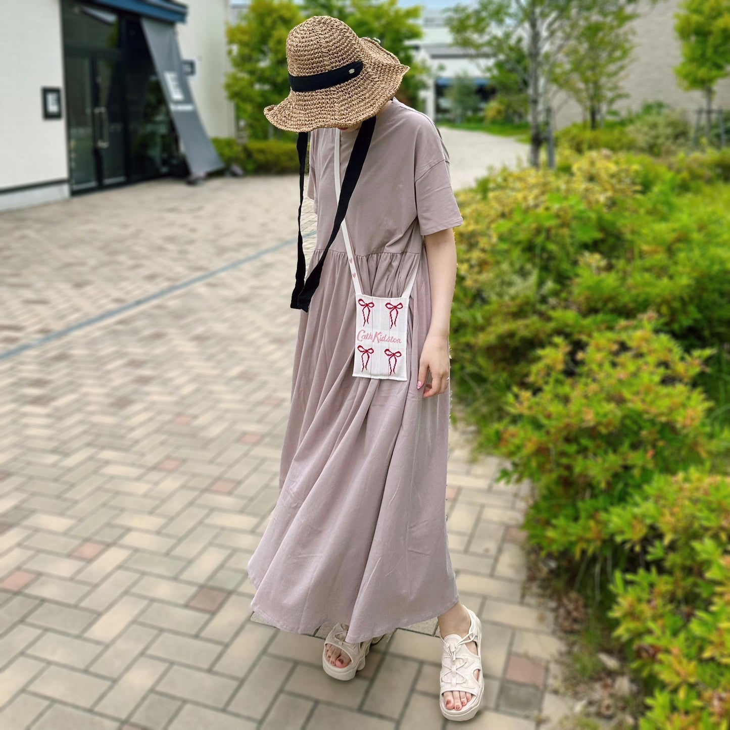 ウエストギャザー半袖ロングワンピース