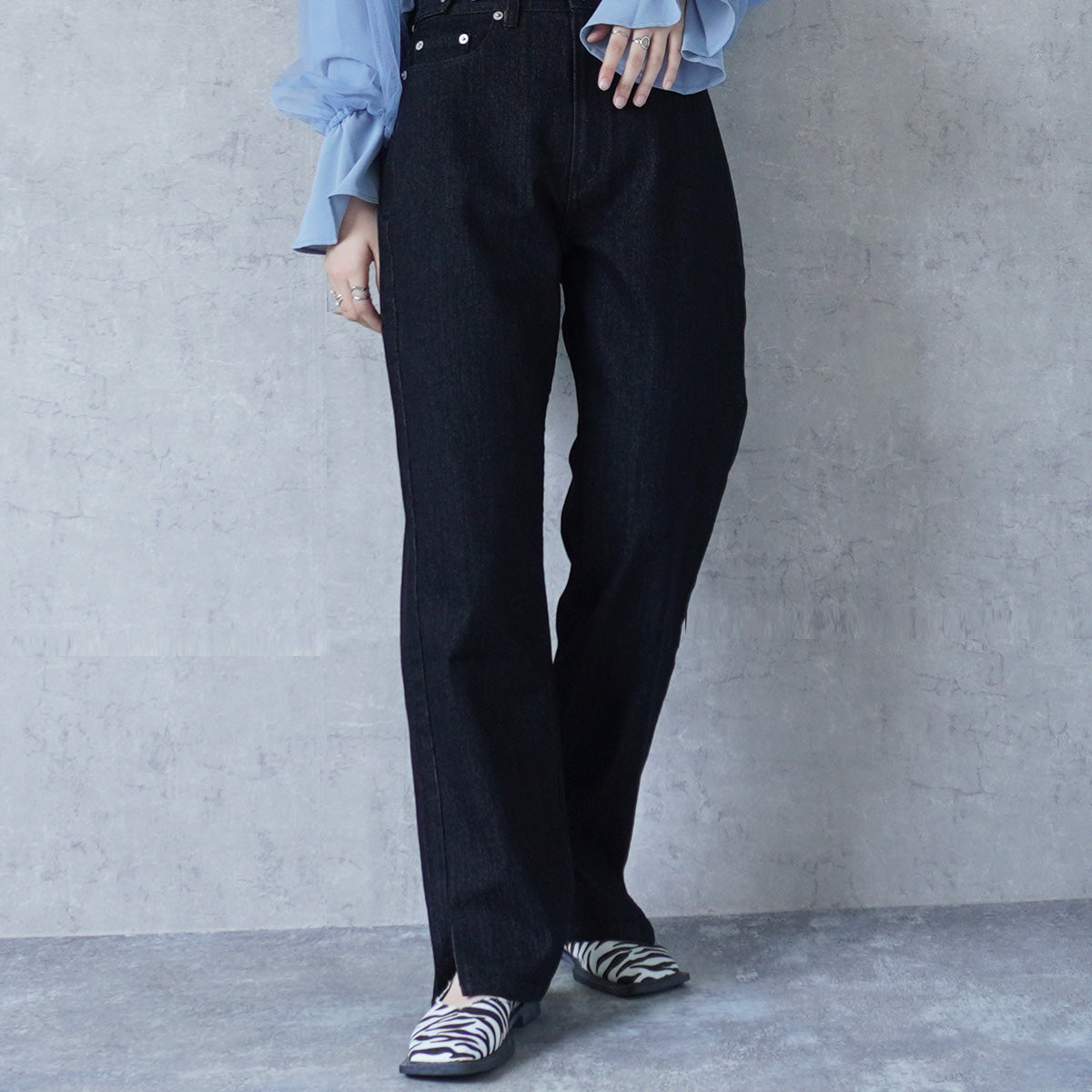 サイドスリットリサイクルデニムパンツ