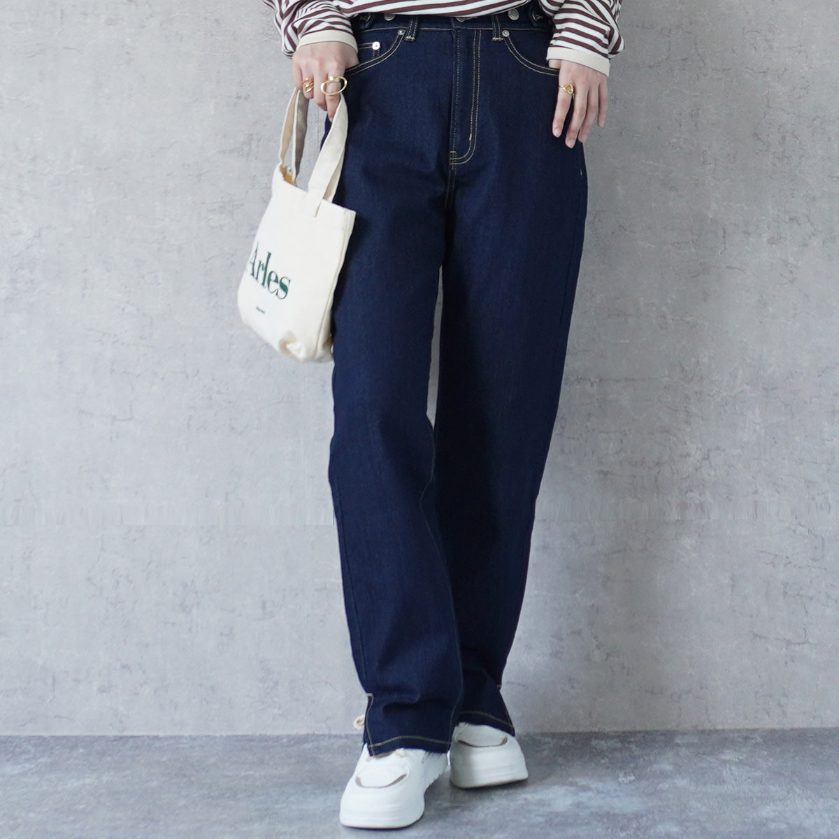 サイドスリットリサイクルデニムパンツ