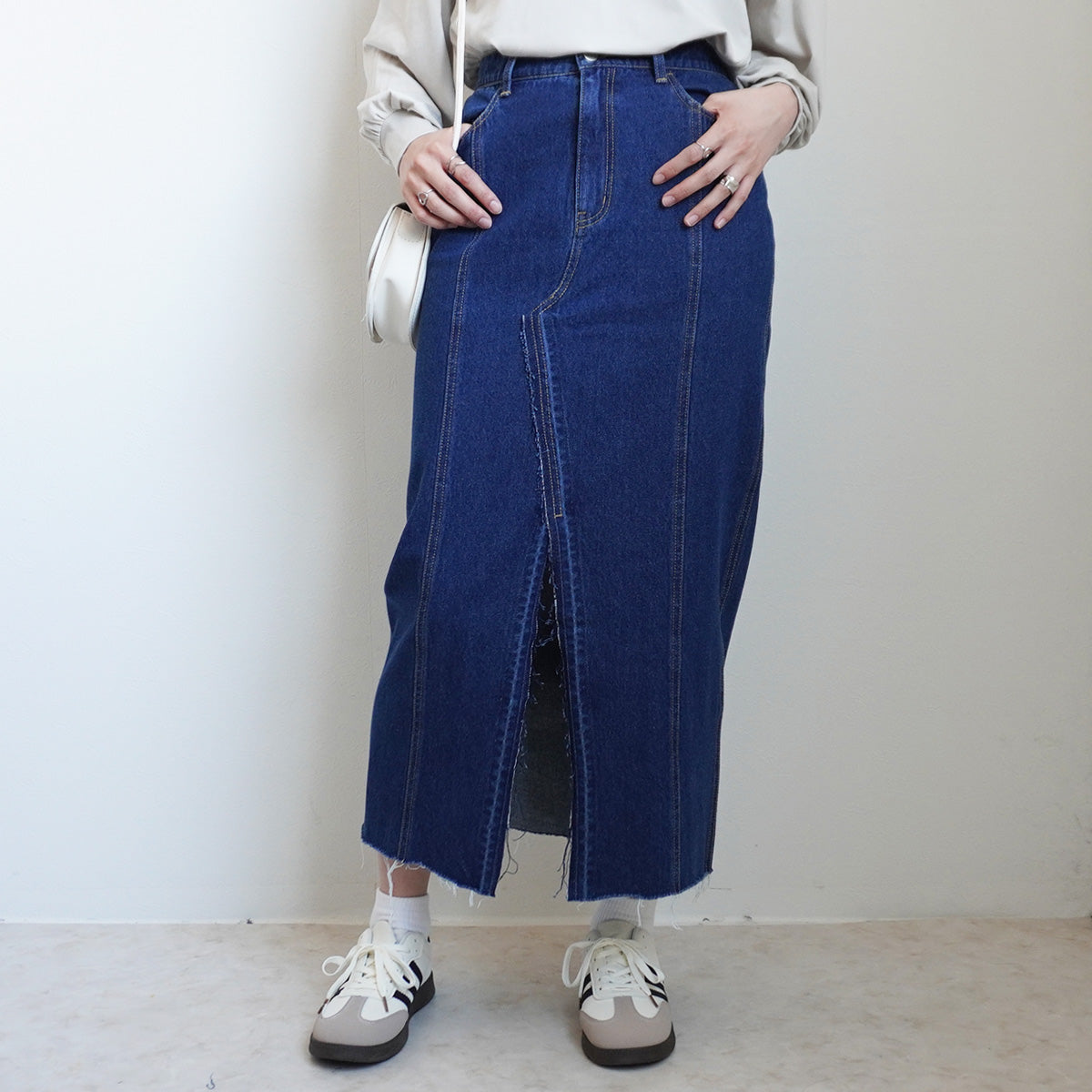 ロングスリットデニムスカート