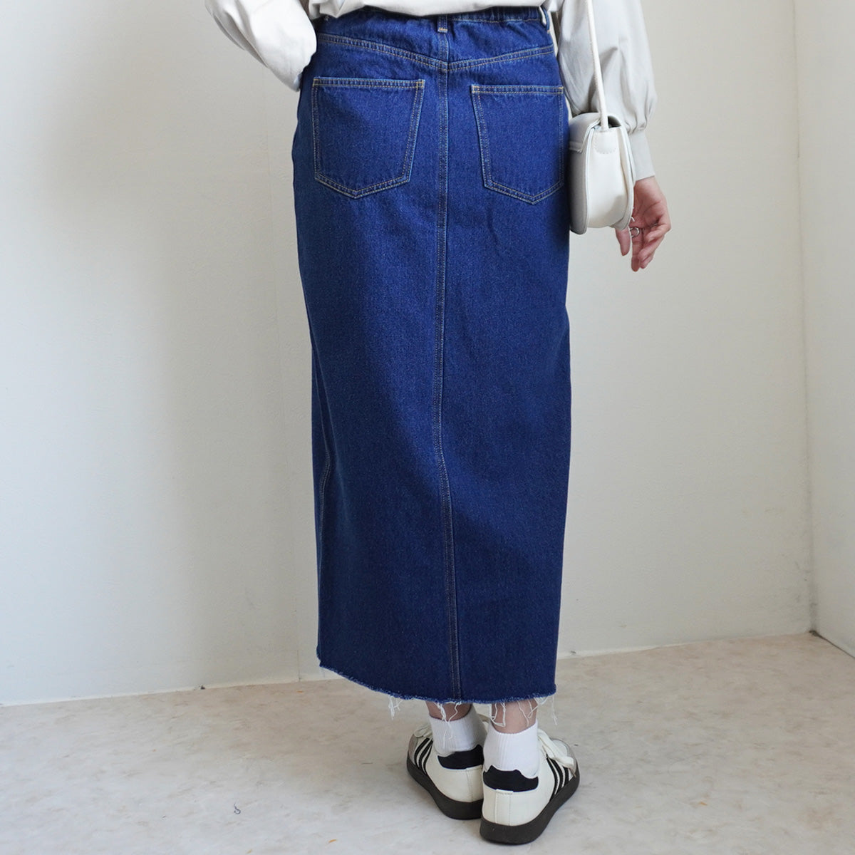 ロングスリットデニムスカート