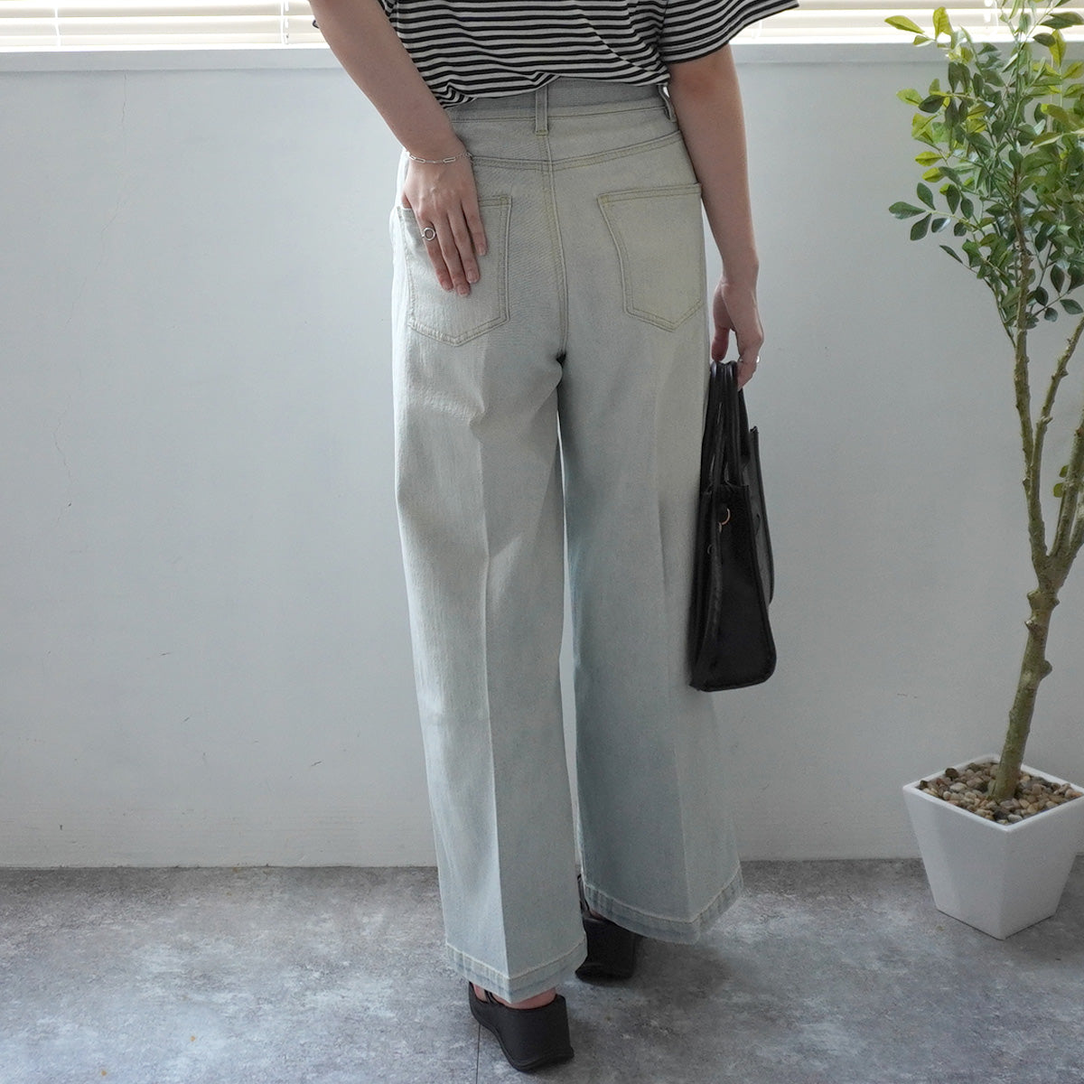リサイクルデニムセンタープレスパンツ