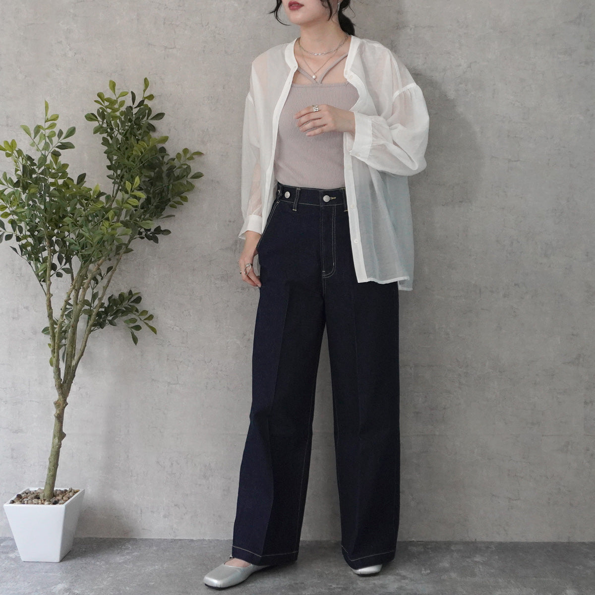 リサイクルデニムセンタープレスパンツ