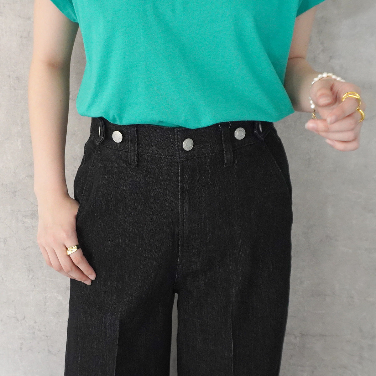 リサイクルデニムセンタープレスパンツ