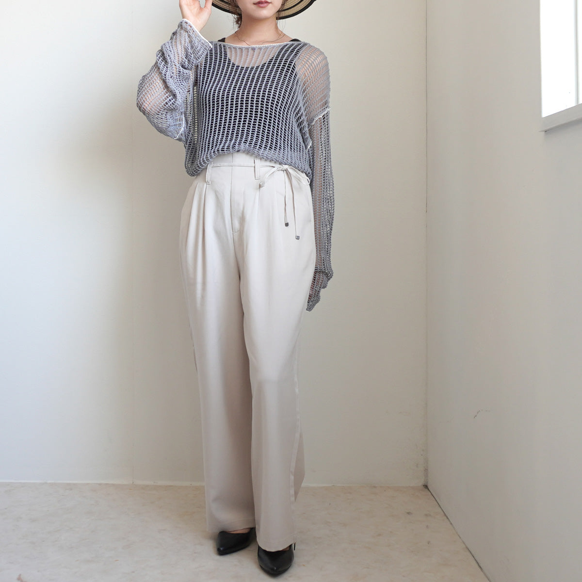 リボン付きハイウエストタックワイドパンツ