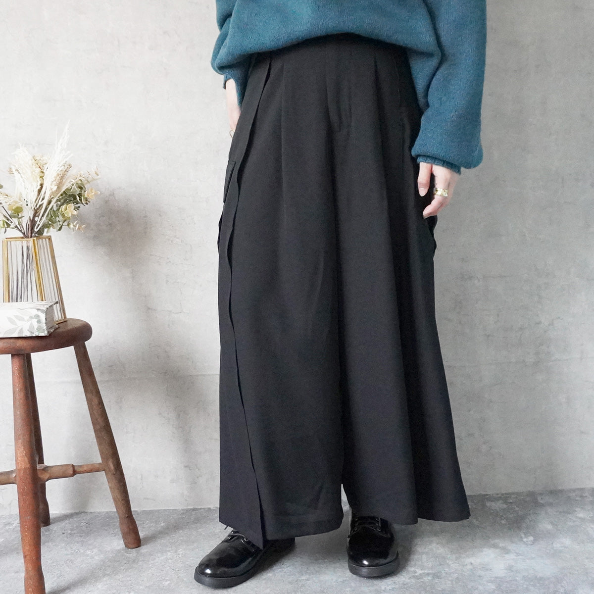 バックスカートカーゴワイドパンツ