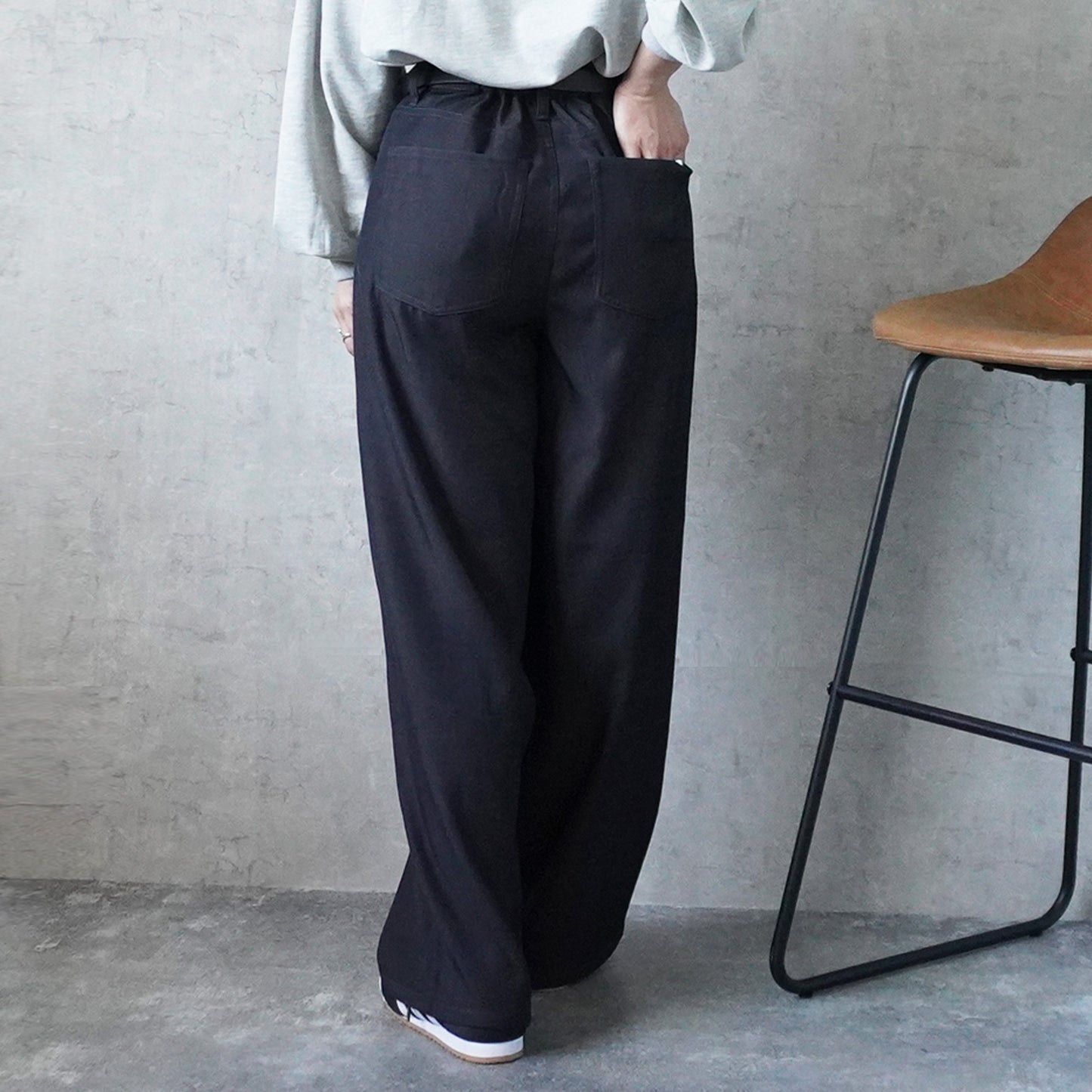 ふんわりなめらか裏微起毛ワイドパンツ