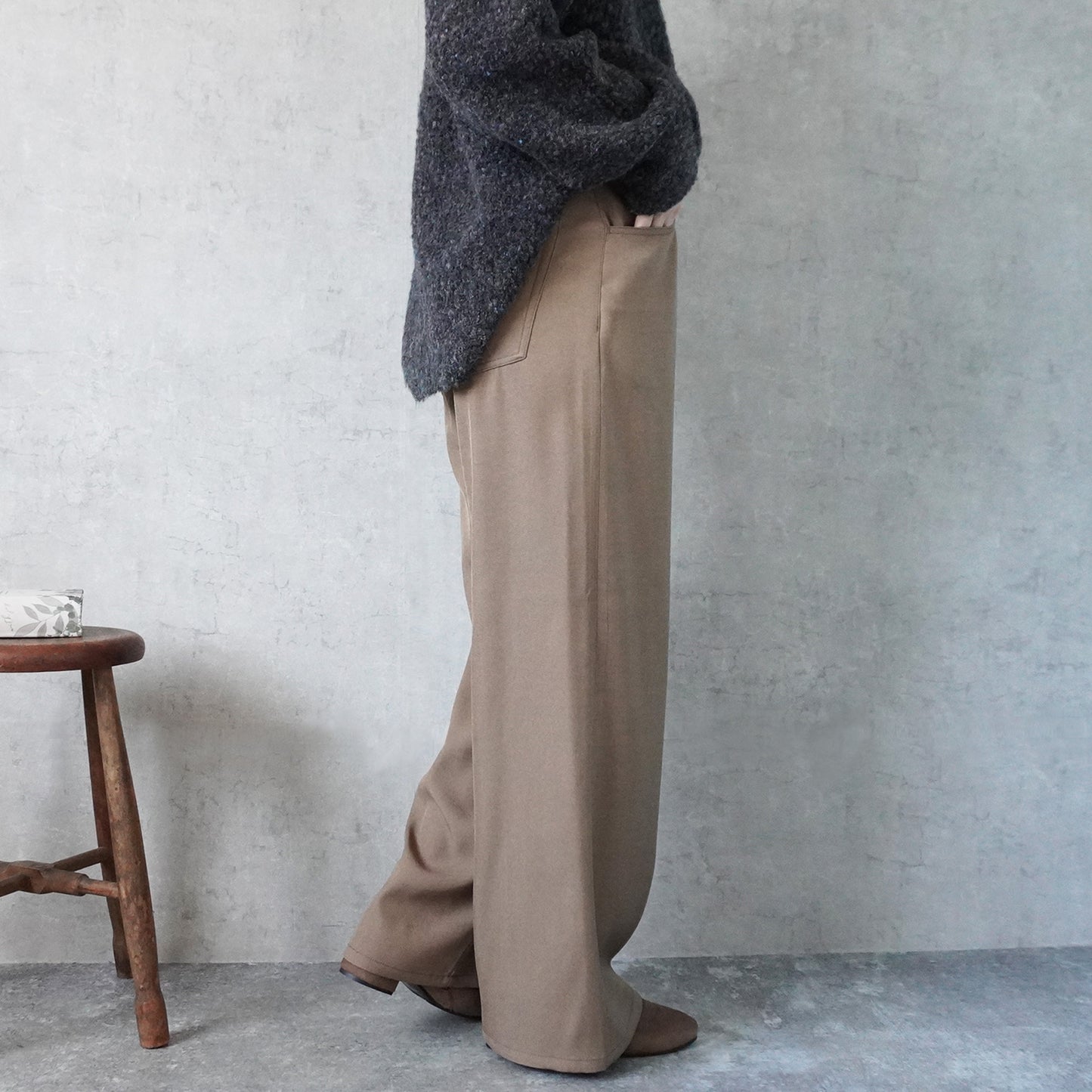 ふんわりなめらか裏微起毛ワイドパンツ