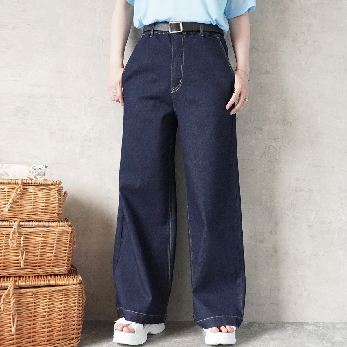 AIRジョグワイドバギーパンツ