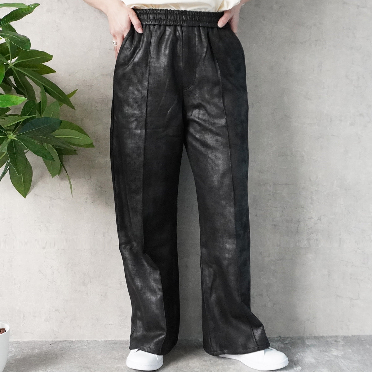 マーブル柄ワイドパンツ