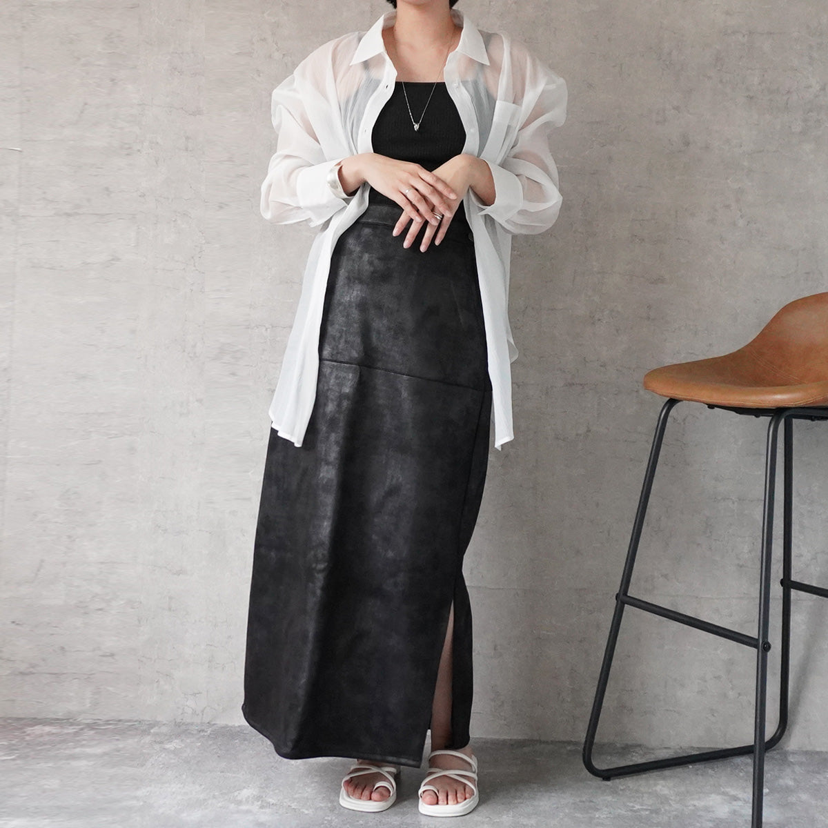 マーブル柄タイトスカート