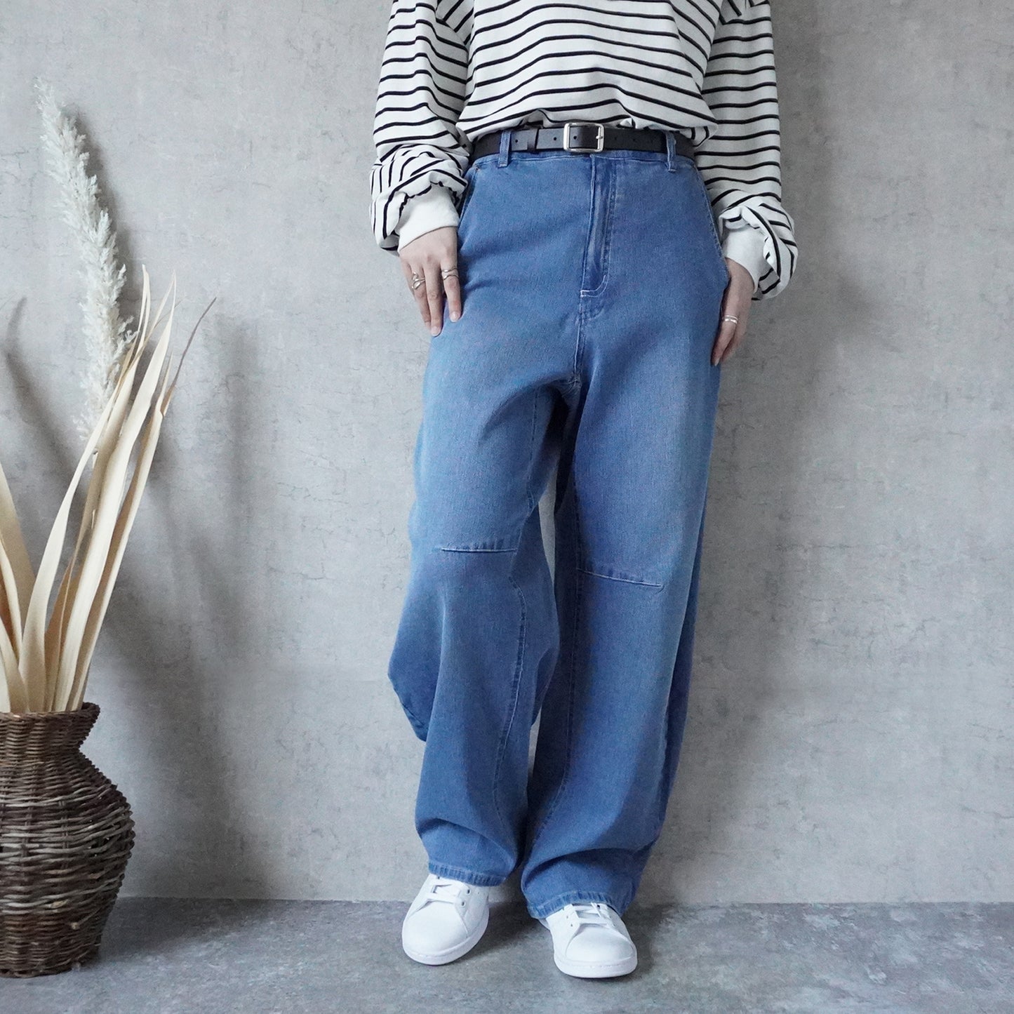 AIRJジョグデニムカーブパンツ