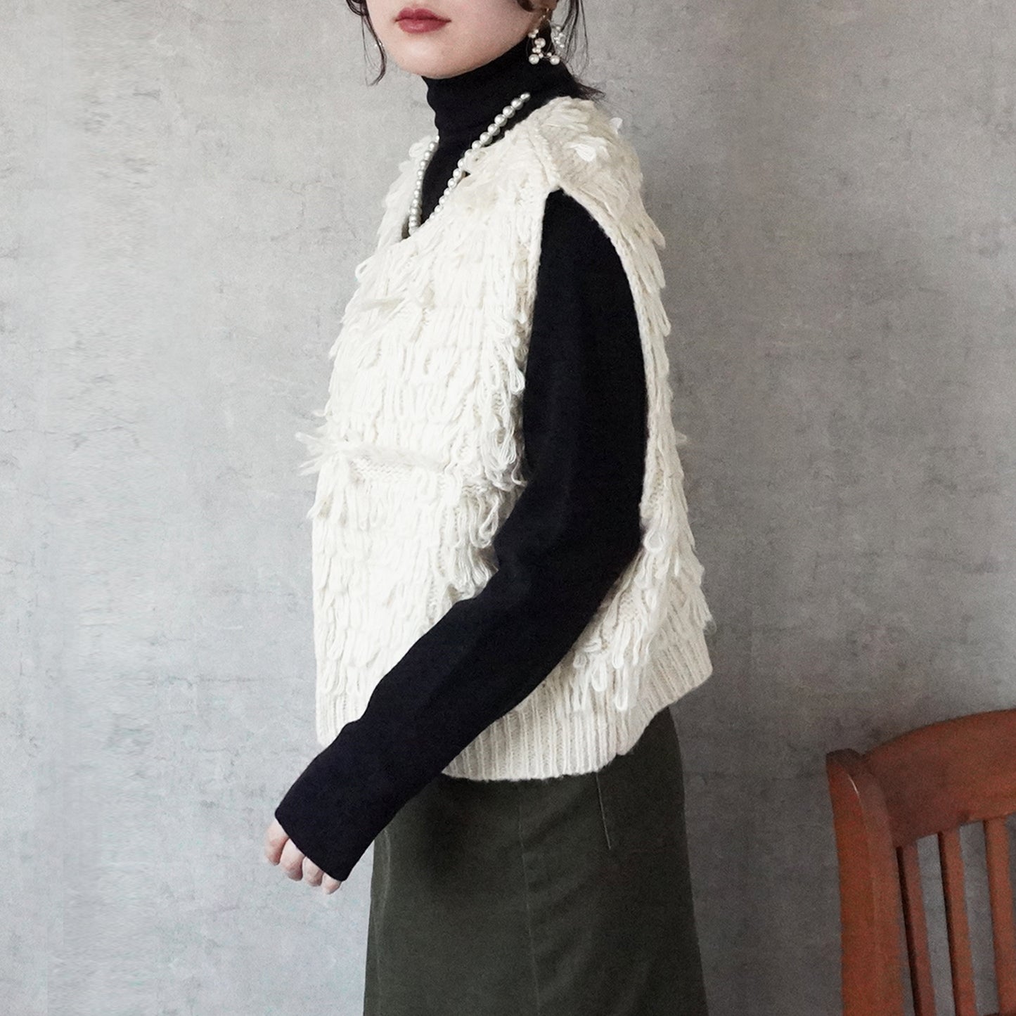 ループ編みフリンジベスト