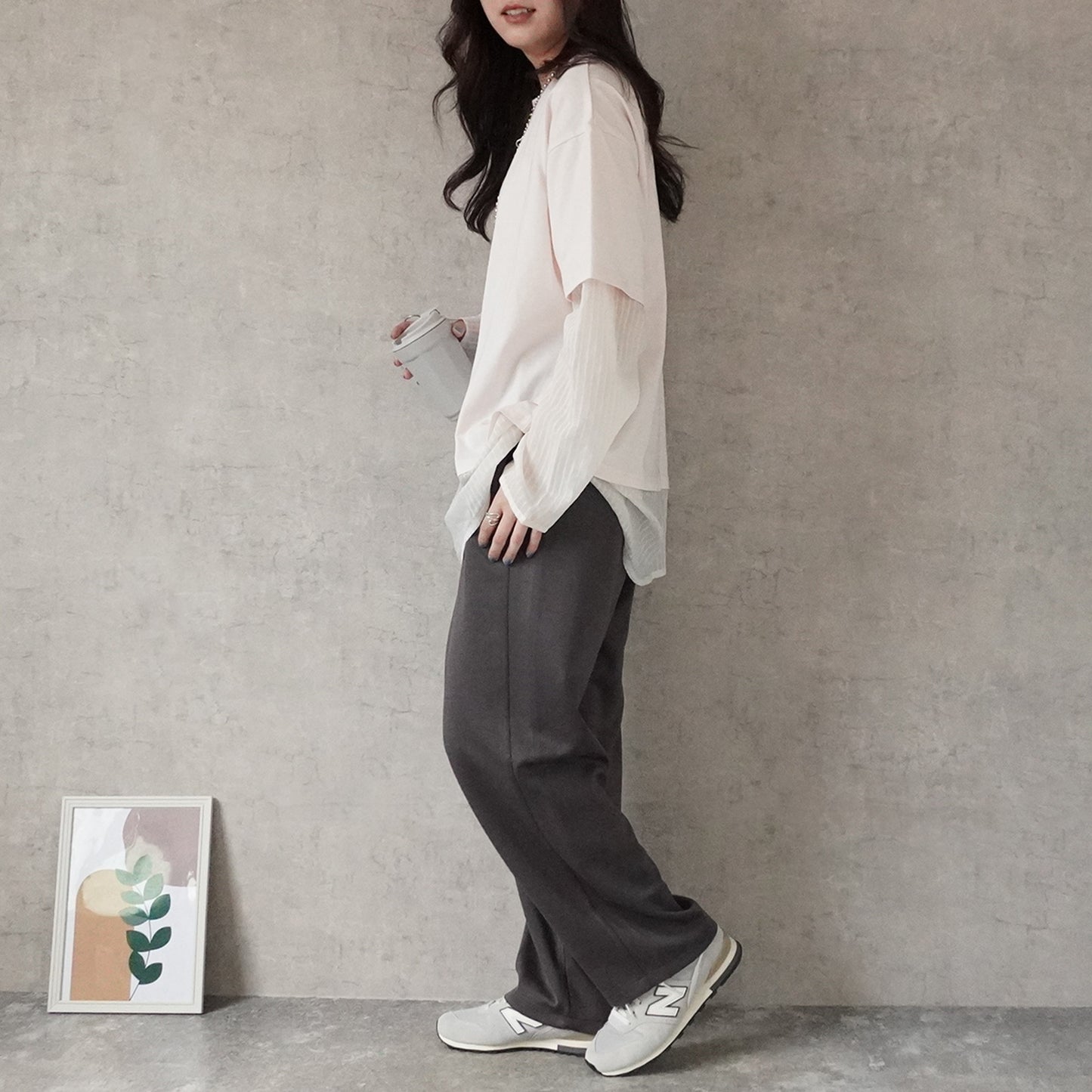 ポンチストレートワイドパンツ