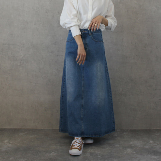 バックプリーツデニムスカート