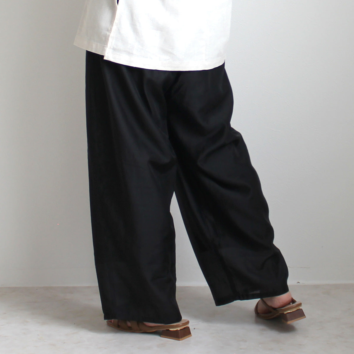 シアーカーブパンツ