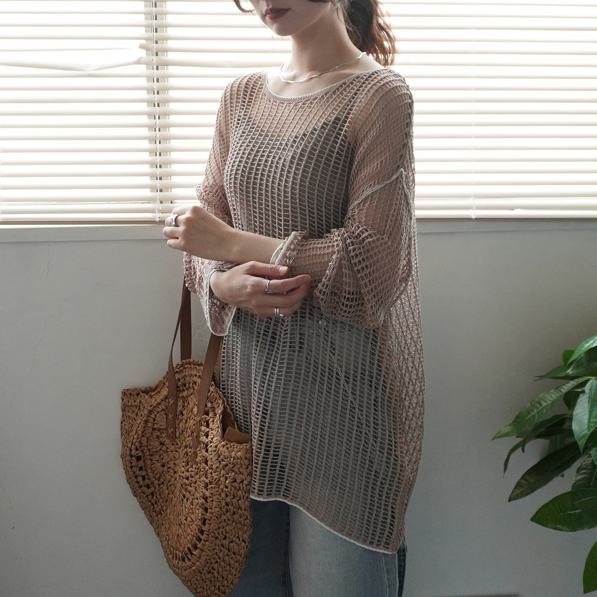 透かし編みメッシュリンキングシアーニット