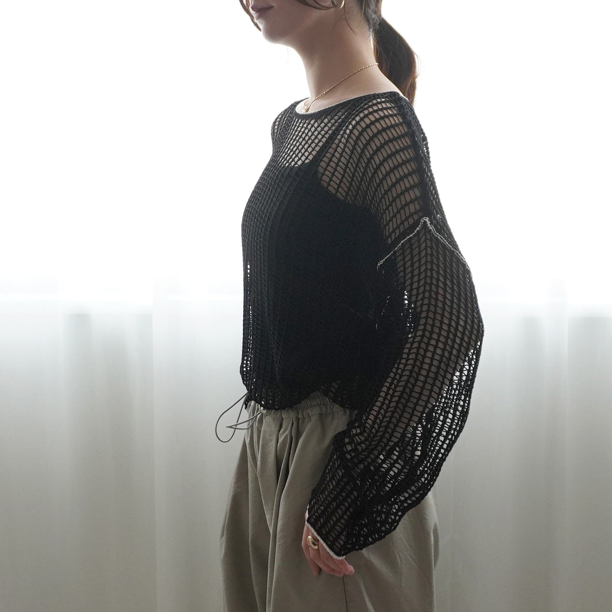 透かし編みメッシュリンキングシアーニット
