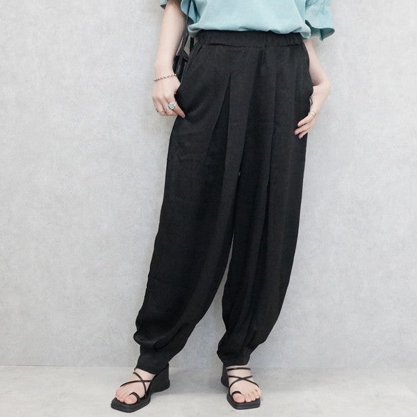 サテンバルーンパンツ