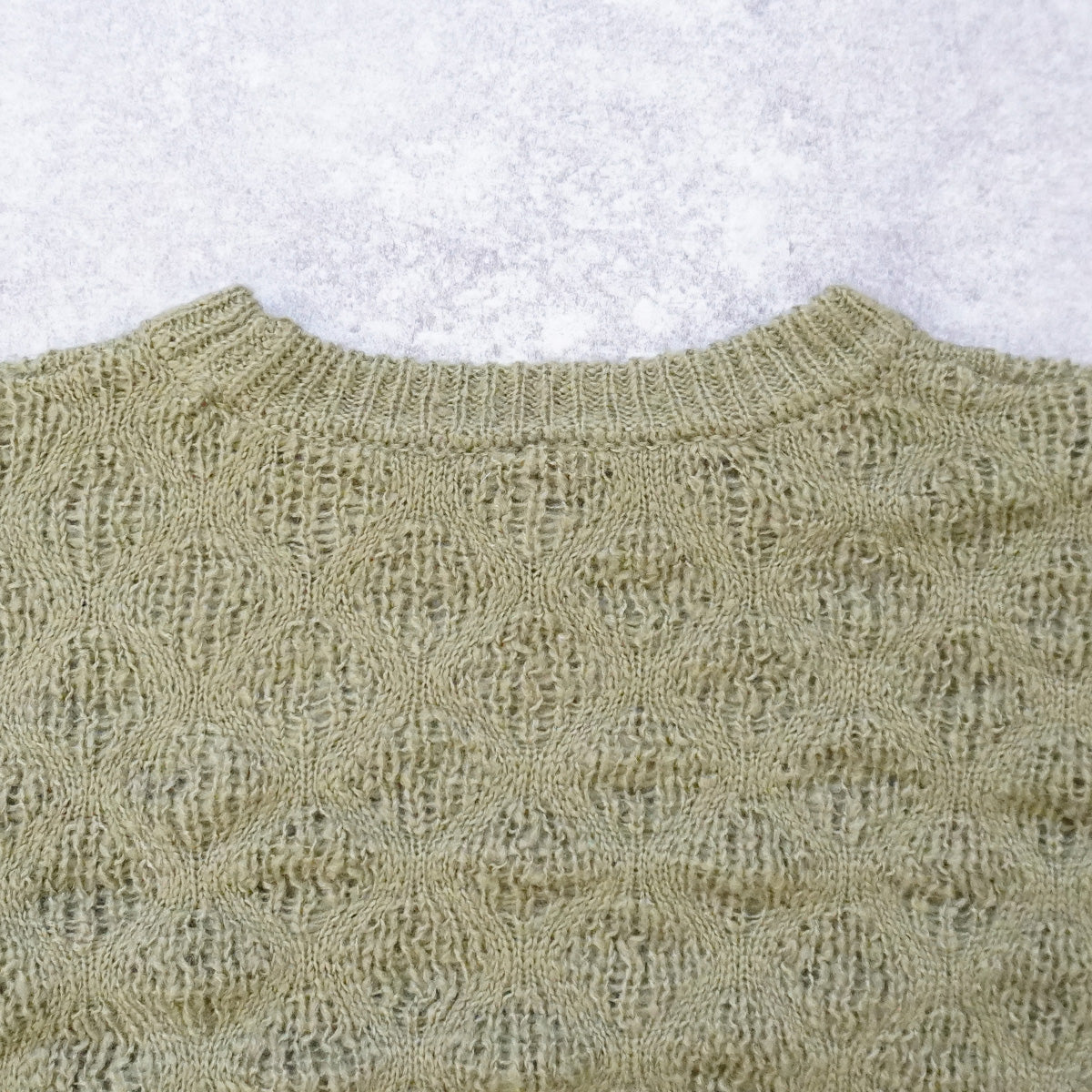 モコモコ編みニットプルオーバー