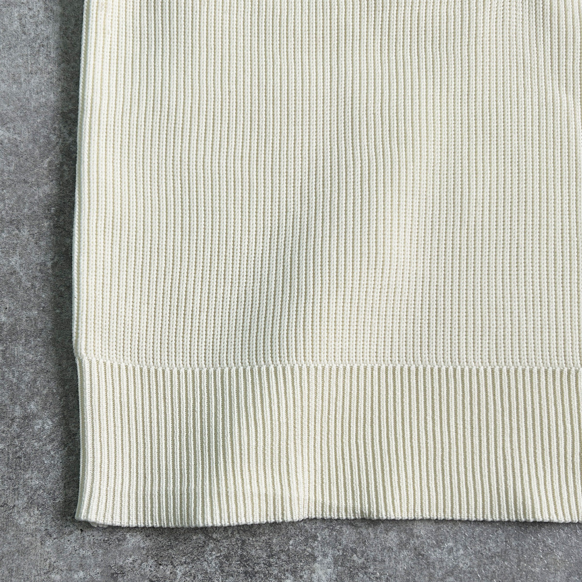 チルデンニットプルオーバー