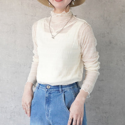 スモッキングレースハイネックプルオーバー