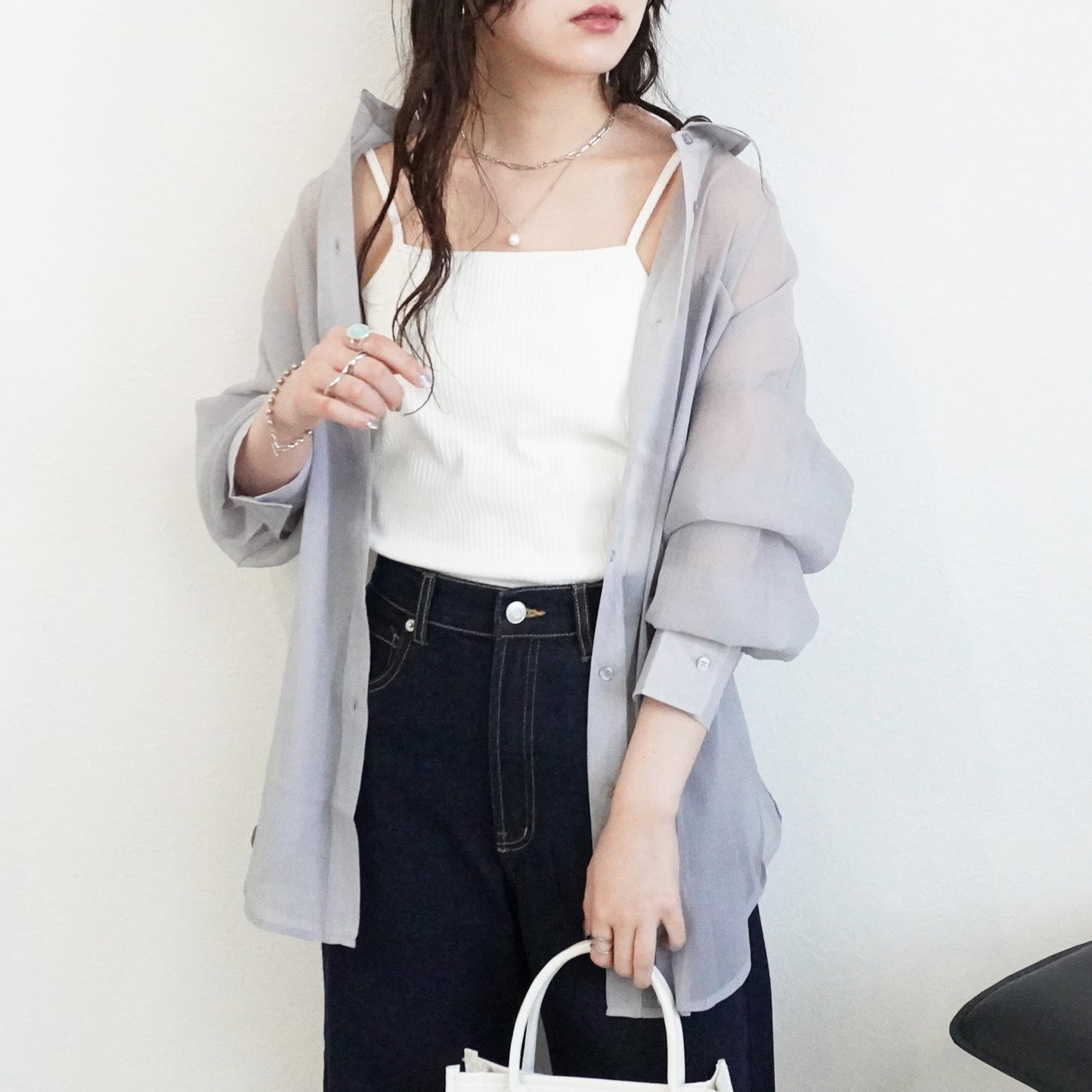 カーブラインパンツ