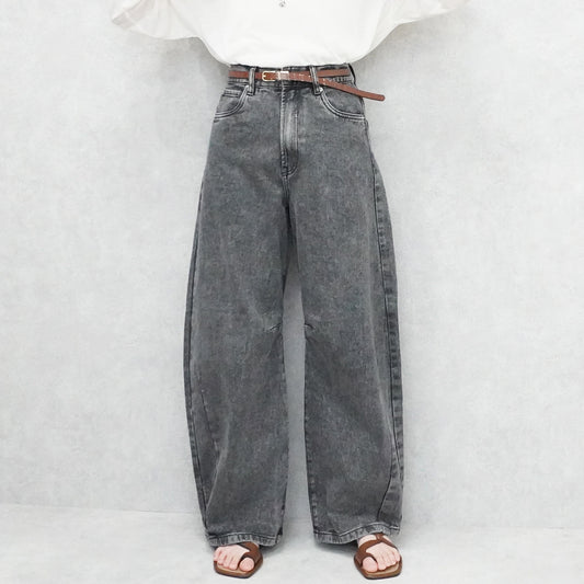 カーブラインパンツ