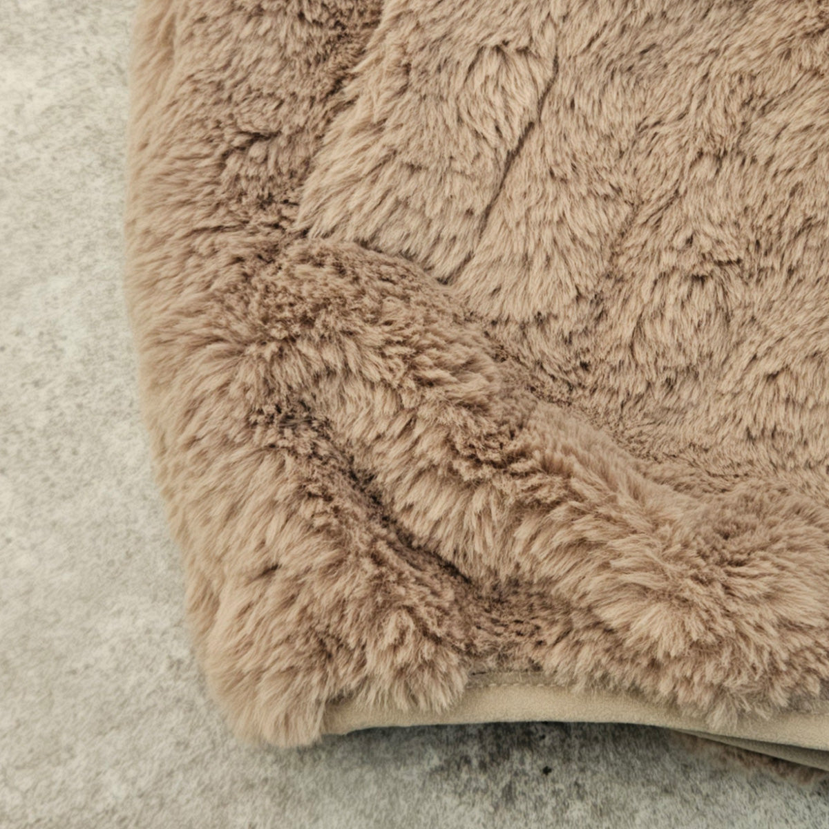 ファースタンドカラージャケット